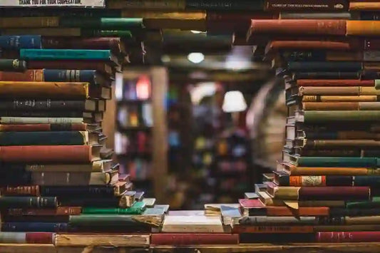 How to Adjust and Discuss Quotations Effectively in Academic Writing