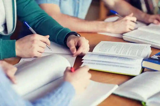 Taking Critical Notes when Reading and Thinking about Sources for Your Thesis or Dissertation