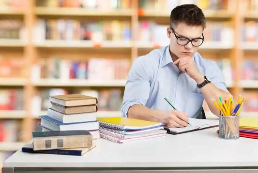 Should You Use the Oxford Comma? Guidance for Theses and Dissertations